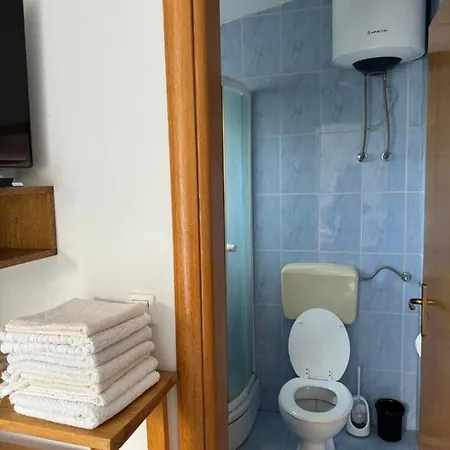 Apartment Ruzica Near The Beach, Sabunike *