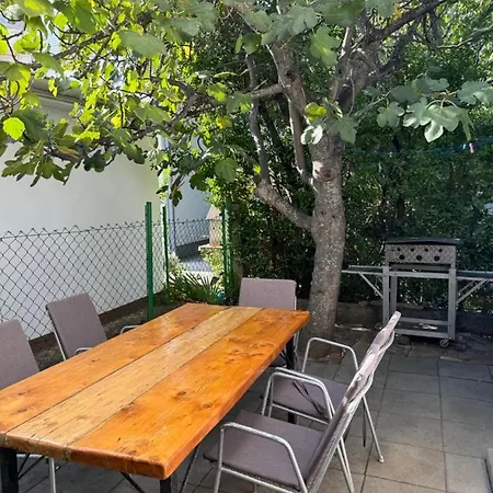 Apartmán Ruzica 100 Meters From The - Ta Leut Agency *