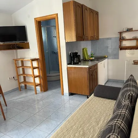 Ruzica 100 Meters From The - Ta Leut Agency Privlaka (Zadar)
