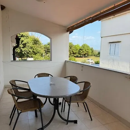 Appartamento Ruzica 100 Meters From The - Ta Leut Agency