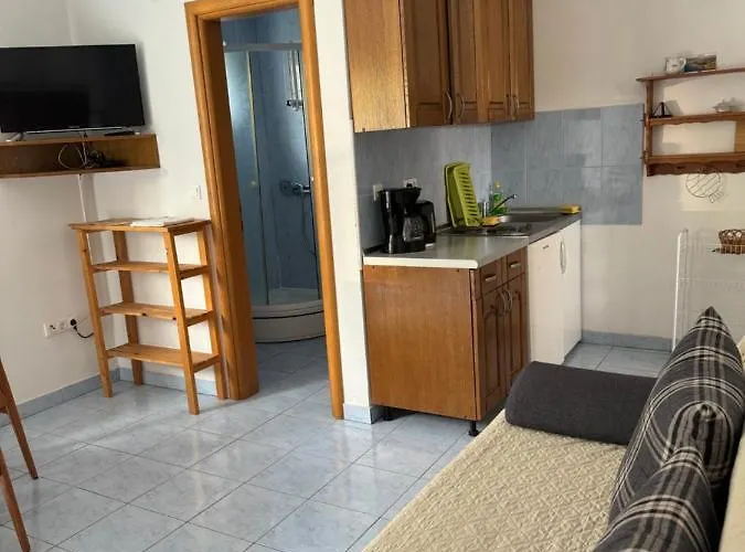 Ruzica 100 Meters From The - Ta Leut Agency Privlaka (Zadar)