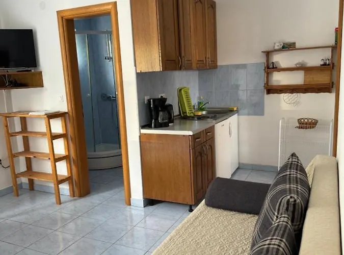 Ruzica 100 Meters From The - Ta Leut Agency * Privlaka (Zadar)